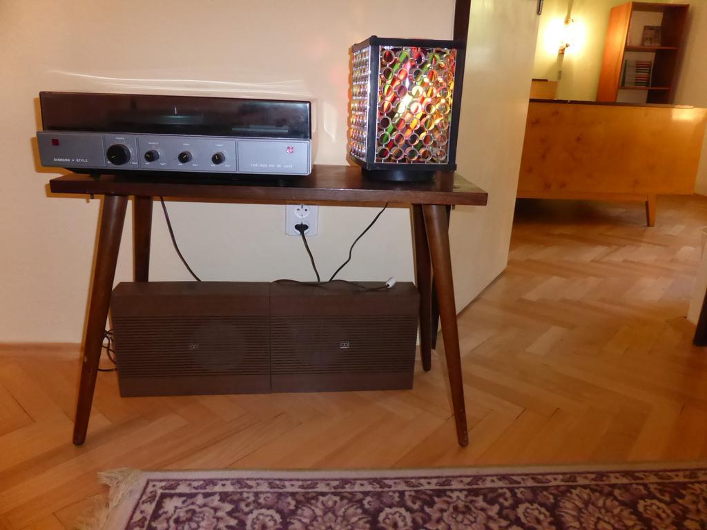Retro Apartment Brezno Ngoại thất bức ảnh